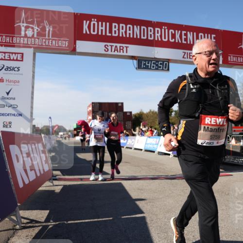 03.10.2025 - Köhlbrandbrückenlauf Lena Gebhardt http://msf.ph/oto/9081169 03.10.2025 13:46:51 Ziel 5275, 5295, 5372, 5388, 5759 meine-sportfotos.de