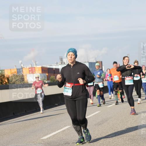 03.10.2025 - Köhlbrandbrückenlauf Jannik Wohlers http://msf.ph/oto/9081231 03.10.2025 10:02:16 Position 3  meine-sportfotos.de