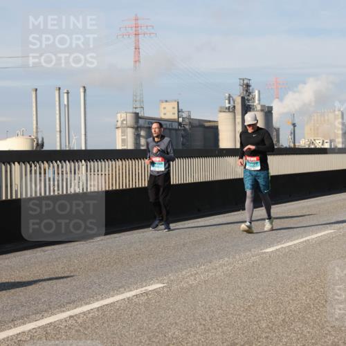 03.10.2025 - Köhlbrandbrückenlauf Lena Gebhardt http://msf.ph/oto/9081235 03.10.2025 10:04:11 Position 2  meine-sportfotos.de