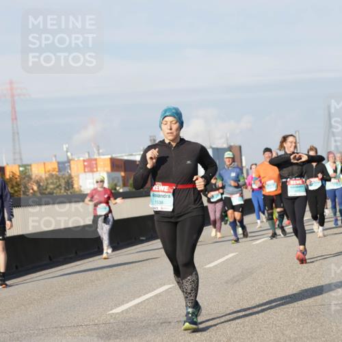 03.10.2025 - Köhlbrandbrückenlauf Jannik Wohlers http://msf.ph/oto/9081242 03.10.2025 10:02:16 Position 3 1538 meine-sportfotos.de