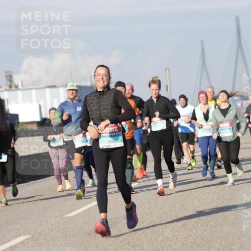 03.10.2025 - Köhlbrandbrückenlauf Jannik Wohlers http://msf.ph/oto/9081279 03.10.2025 10:02:17 Position 3 1615 meine-sportfotos.de