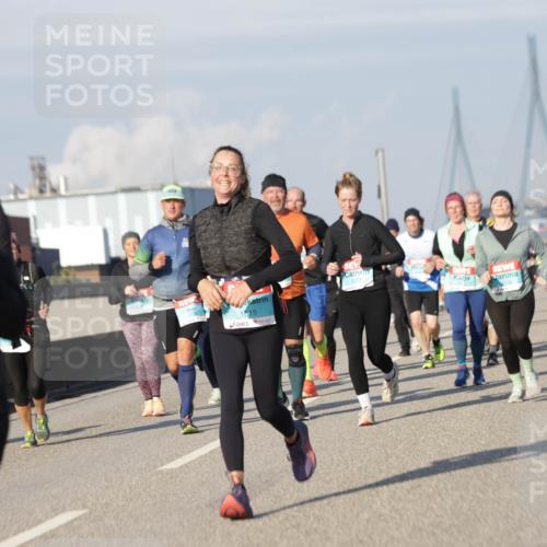 03.10.2025 - Köhlbrandbrückenlauf Jannik Wohlers http://msf.ph/oto/9081286 03.10.2025 10:02:17 Position 3 1815 meine-sportfotos.de