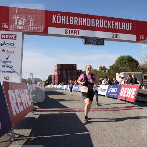 03.10.2025 - Köhlbrandbrückenlauf Lena Gebhardt http://msf.ph/oto/9081303 03.10.2025 13:46:56 Ziel 5275, 5295, 5372, 5388, 5759, 6558 meine-sportfotos.de