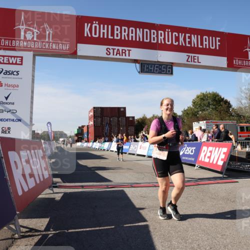 03.10.2025 - Köhlbrandbrückenlauf Lena Gebhardt http://msf.ph/oto/9081310 03.10.2025 13:46:56 Ziel 5275, 5295, 5372, 5388, 5759, 6558 meine-sportfotos.de