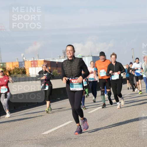 03.10.2025 - Köhlbrandbrückenlauf Jannik Wohlers http://msf.ph/oto/9081351 03.10.2025 10:02:18 Position 3 1615 meine-sportfotos.de