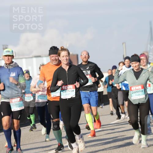 03.10.2025 - Köhlbrandbrückenlauf Jannik Wohlers http://msf.ph/oto/9081368 03.10.2025 10:02:19 Position 3 619, 3736, 1672, 1593, 2051, 1479 meine-sportfotos.de