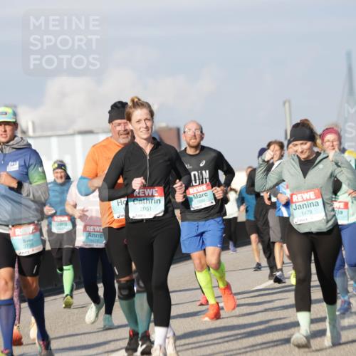 03.10.2025 - Köhlbrandbrückenlauf Jannik Wohlers http://msf.ph/oto/9081376 03.10.2025 10:02:19 Position 3 3738, 1672, 1282, 2051, 1479 meine-sportfotos.de