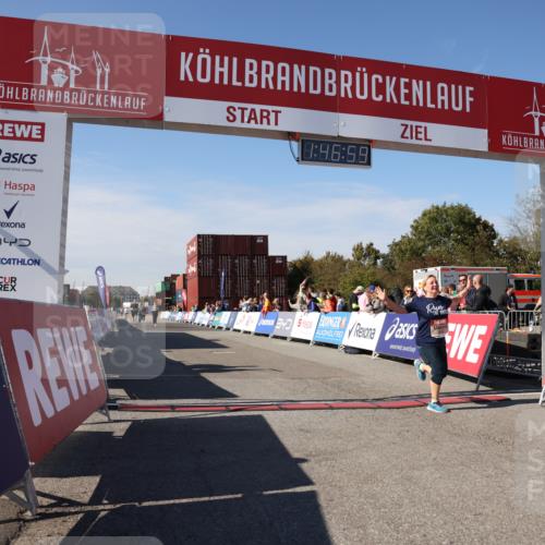 03.10.2025 - Köhlbrandbrückenlauf Lena Gebhardt http://msf.ph/oto/9081385 03.10.2025 13:47:00 Ziel 5275, 5295, 5372, 5388, 6558 meine-sportfotos.de