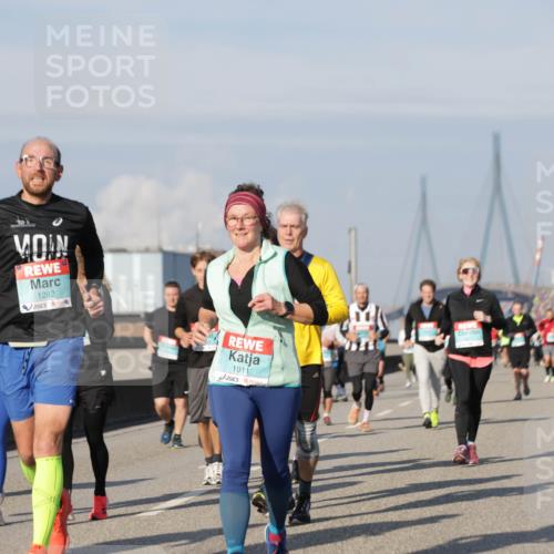 03.10.2025 - Köhlbrandbrückenlauf Jannik Wohlers http://msf.ph/oto/9081431 03.10.2025 10:02:23 Position 3 1282, 1911 meine-sportfotos.de