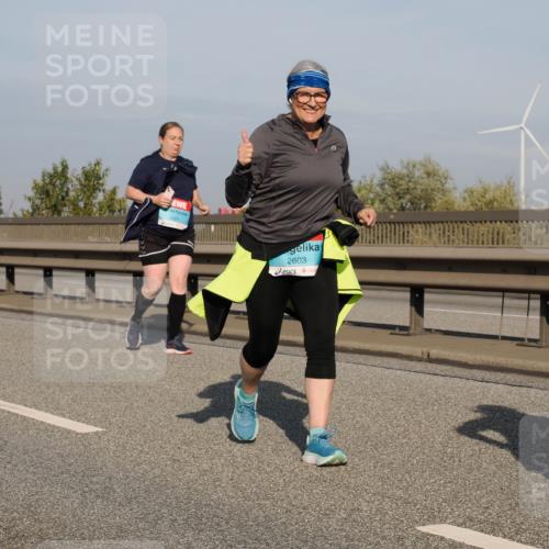 03.10.2025 - Köhlbrandbrückenlauf Fabian Wolf http://msf.ph/oto/9081469 03.10.2025 10:18:04 Position 3 2501, 2603 meine-sportfotos.de