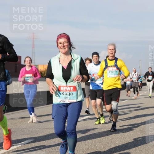 03.10.2025 - Köhlbrandbrückenlauf Jannik Wohlers http://msf.ph/oto/9081487 03.10.2025 10:02:25 Position 3 1282, 1911, 3050 meine-sportfotos.de