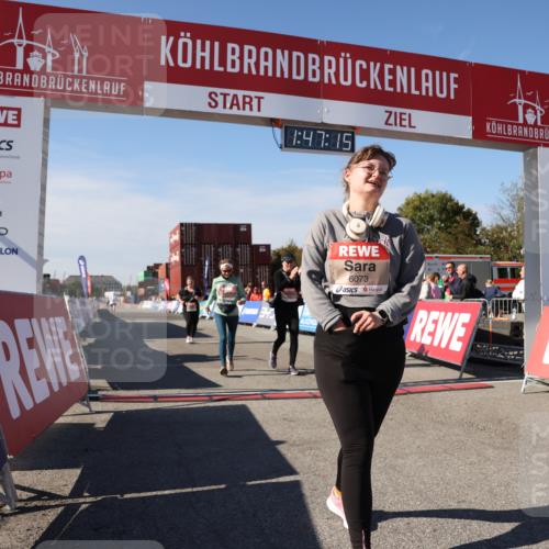 03.10.2025 - Köhlbrandbrückenlauf Lena Gebhardt http://msf.ph/oto/9081558 03.10.2025 13:47:15 Ziel 5136, 5293, 5635, 5636, 6073 meine-sportfotos.de