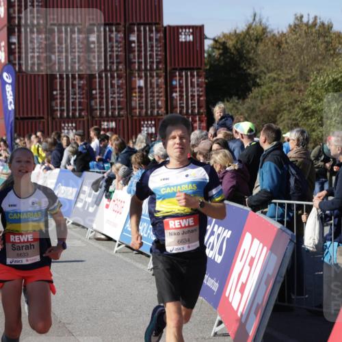 03.10.2025 - Köhlbrandbrückenlauf Jannik Wohlers http://msf.ph/oto/9081561 03.10.2025 13:18:05 Ziel 4333, 4366, 4620, 4661, 4682, 4950, 5129, 5209, 6326, 6633, 6634 meine-sportfotos.de