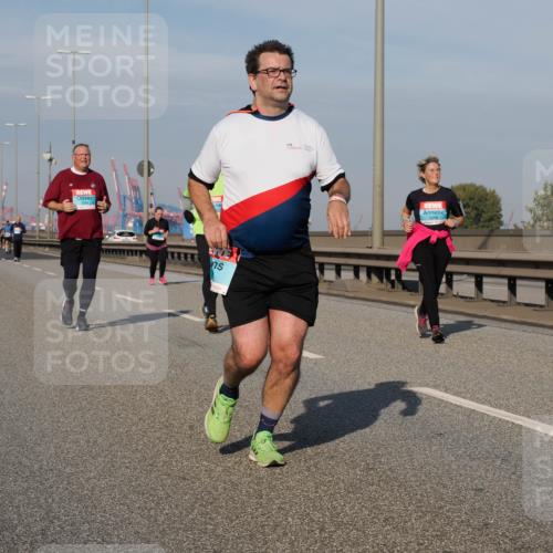 03.10.2025 - Köhlbrandbrückenlauf Fabian Wolf http://msf.ph/oto/9081572 03.10.2025 10:18:07 Position 3  meine-sportfotos.de