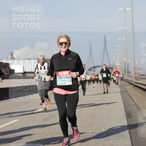 03.10.2025 - Köhlbrandbrückenlauf Jannik Wohlers http://msf.ph/oto/9081583 03.10.2025 10:02:28 Position 3 1917 meine-sportfotos.de