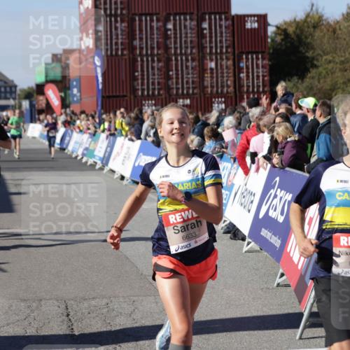 03.10.2025 - Köhlbrandbrückenlauf Jannik Wohlers http://msf.ph/oto/9081665 03.10.2025 13:18:05 Ziel 4333, 4366, 4620, 4661, 4682, 4950, 5129, 5209, 6326, 6633, 6634 meine-sportfotos.de