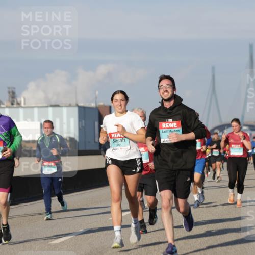 03.10.2025 - Köhlbrandbrückenlauf Jannik Wohlers http://msf.ph/oto/9081712 03.10.2025 09:54:45 Position 3 1401 meine-sportfotos.de