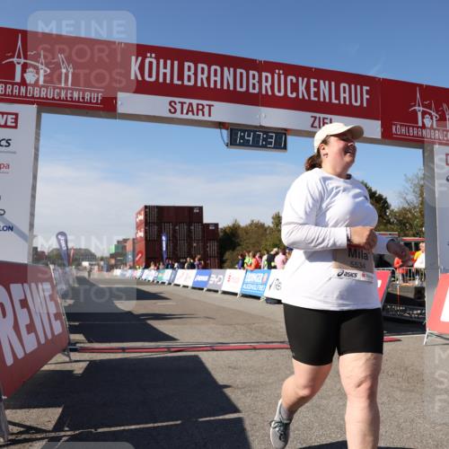 03.10.2025 - Köhlbrandbrückenlauf Lena Gebhardt http://msf.ph/oto/9081750 03.10.2025 13:47:32 Ziel 5534 meine-sportfotos.de