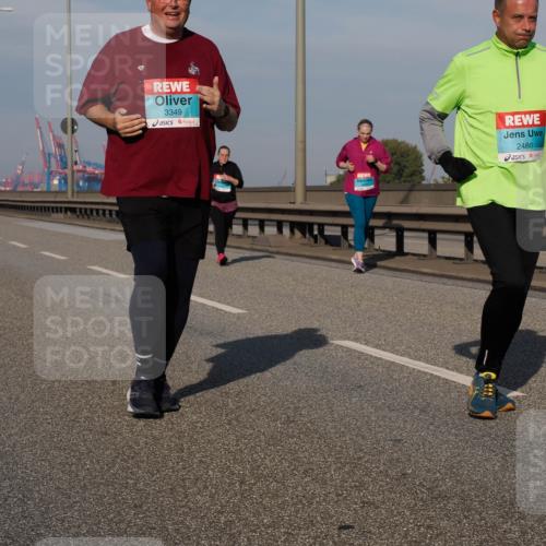 03.10.2025 - Köhlbrandbrückenlauf Fabian Wolf http://msf.ph/oto/9081782 03.10.2025 10:18:12 Position 3 3349, 2480 meine-sportfotos.de