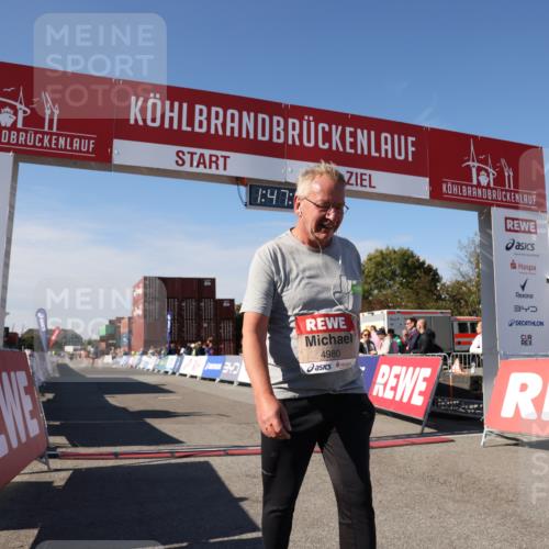 03.10.2025 - Köhlbrandbrückenlauf Lena Gebhardt http://msf.ph/oto/9081858 03.10.2025 13:47:55 Ziel 4980 meine-sportfotos.de