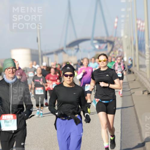 03.10.2025 - Köhlbrandbrückenlauf Jannik Wohlers http://msf.ph/oto/9081877 03.10.2025 10:04:56 Position 3 2683 meine-sportfotos.de