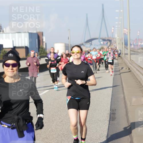03.10.2025 - Köhlbrandbrückenlauf Jannik Wohlers http://msf.ph/oto/9081952 03.10.2025 10:05:00 Position 3  meine-sportfotos.de