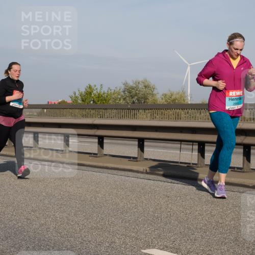 03.10.2025 - Köhlbrandbrückenlauf Fabian Wolf http://msf.ph/oto/9081962 03.10.2025 10:18:16 Position 3 2666 meine-sportfotos.de