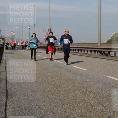 03.10.2025 - Köhlbrandbrückenlauf Fabian Wolf http://msf.ph/oto/9082041 03.10.2025 10:18:30 Position 3 3517 meine-sportfotos.de
