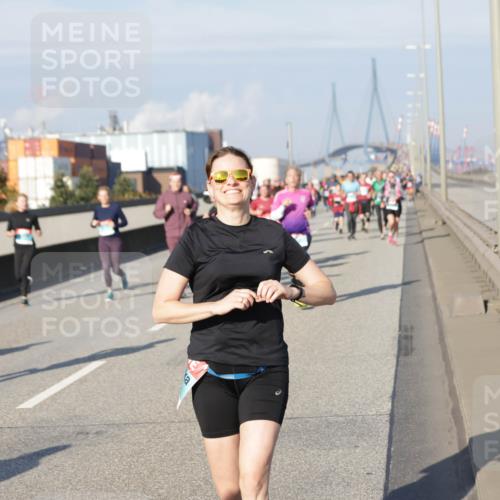 03.10.2025 - Köhlbrandbrückenlauf Jannik Wohlers http://msf.ph/oto/9082053 03.10.2025 10:05:01 Position 3  meine-sportfotos.de