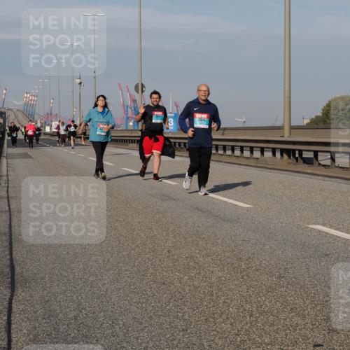 03.10.2025 - Köhlbrandbrückenlauf Fabian Wolf http://msf.ph/oto/9082060 03.10.2025 10:18:30 Position 3  meine-sportfotos.de