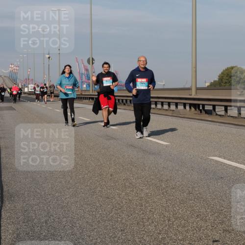 03.10.2025 - Köhlbrandbrückenlauf Fabian Wolf http://msf.ph/oto/9082077 03.10.2025 10:18:31 Position 3 3517 meine-sportfotos.de