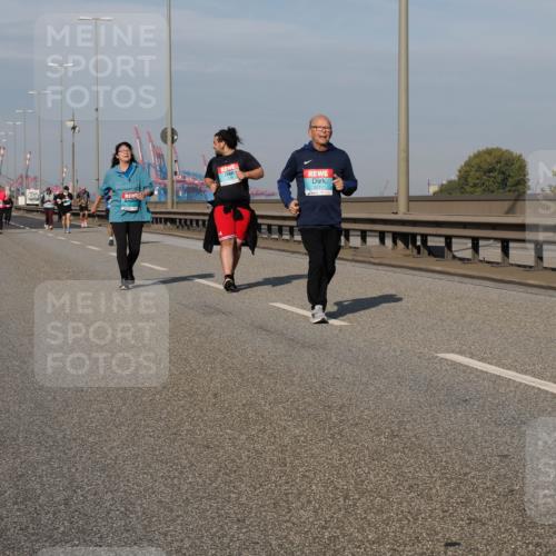 03.10.2025 - Köhlbrandbrückenlauf Fabian Wolf http://msf.ph/oto/9082104 03.10.2025 10:18:31 Position 3 3517 meine-sportfotos.de