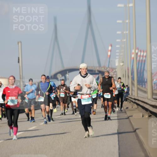 03.10.2025 - Köhlbrandbrückenlauf Jannik Wohlers http://msf.ph/oto/9082124 03.10.2025 09:54:56 Position 3  meine-sportfotos.de