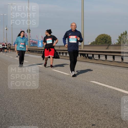 03.10.2025 - Köhlbrandbrückenlauf Fabian Wolf http://msf.ph/oto/9082137 03.10.2025 10:18:32 Position 3 2179, 3517 meine-sportfotos.de