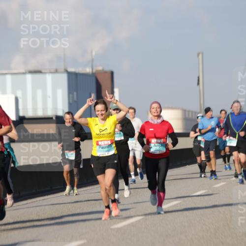 03.10.2025 - Köhlbrandbrückenlauf Jannik Wohlers http://msf.ph/oto/9082170 03.10.2025 09:54:57 Position 3 3334, 747 meine-sportfotos.de