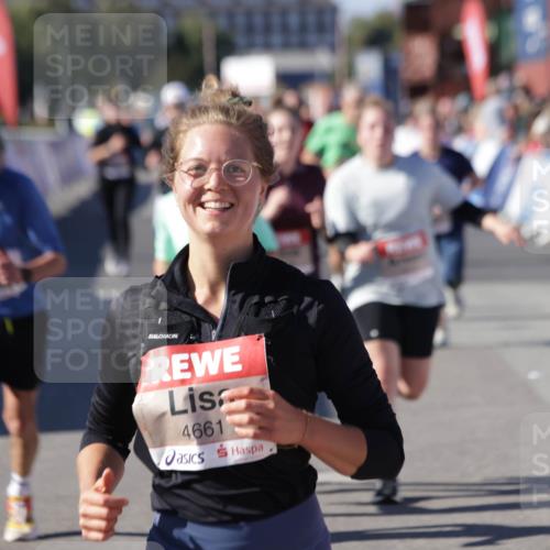 03.10.2025 - Köhlbrandbrückenlauf Jannik Wohlers http://msf.ph/oto/9082185 03.10.2025 13:18:11 Ziel 4472, 4473, 4581, 4600, 4620, 4661, 4682, 4950, 5209, 5454, 6001, 6310, 6326, 6633, 6634 meine-sportfotos.de