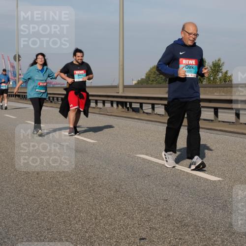 03.10.2025 - Köhlbrandbrückenlauf Fabian Wolf http://msf.ph/oto/9082242 03.10.2025 10:18:34 Position 3 2179, 3517 meine-sportfotos.de