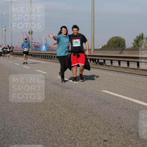 03.10.2025 - Köhlbrandbrückenlauf Fabian Wolf http://msf.ph/oto/9082259 03.10.2025 10:18:35 Position 3  meine-sportfotos.de