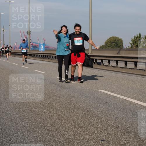 03.10.2025 - Köhlbrandbrückenlauf Fabian Wolf http://msf.ph/oto/9082270 03.10.2025 10:18:35 Position 3 2179 meine-sportfotos.de