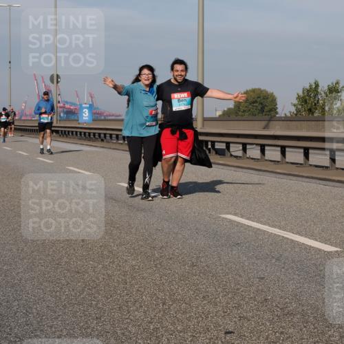03.10.2025 - Köhlbrandbrückenlauf Fabian Wolf http://msf.ph/oto/9082283 03.10.2025 10:18:35 Position 3 3, 2179 meine-sportfotos.de