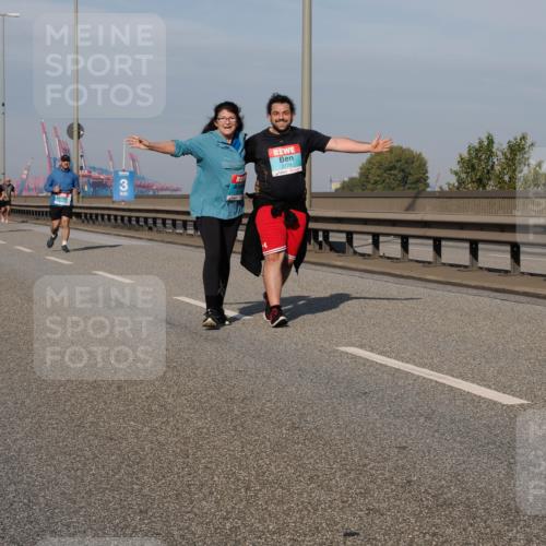 03.10.2025 - Köhlbrandbrückenlauf Fabian Wolf http://msf.ph/oto/9082292 03.10.2025 10:18:35 Position 3 3, 2179 meine-sportfotos.de