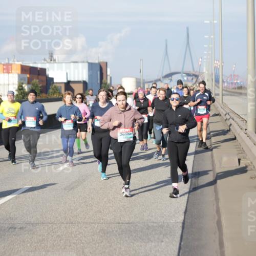 03.10.2025 - Köhlbrandbrückenlauf Jannik Wohlers http://msf.ph/oto/9082343 03.10.2025 10:05:30 Position 3  meine-sportfotos.de
