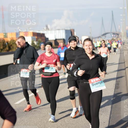 03.10.2025 - Köhlbrandbrückenlauf Jannik Wohlers http://msf.ph/oto/9082590 03.10.2025 10:05:44 Position 3 1951, 2303 meine-sportfotos.de