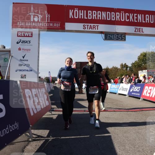 03.10.2025 - Köhlbrandbrückenlauf Lena Gebhardt http://msf.ph/oto/9082598 03.10.2025 13:48:56 Ziel 4157, 4273, 5216, 5497, 5581, 6096 meine-sportfotos.de