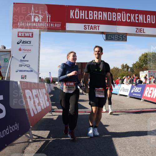 03.10.2025 - Köhlbrandbrückenlauf Lena Gebhardt http://msf.ph/oto/9082607 03.10.2025 13:48:56 Ziel 4157, 4273, 5216, 5497, 5581, 6096 meine-sportfotos.de