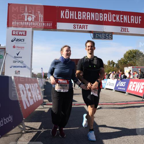 03.10.2025 - Köhlbrandbrückenlauf Lena Gebhardt http://msf.ph/oto/9082615 03.10.2025 13:48:56 Ziel 4157, 4273, 5216, 5497, 5581, 6096 meine-sportfotos.de
