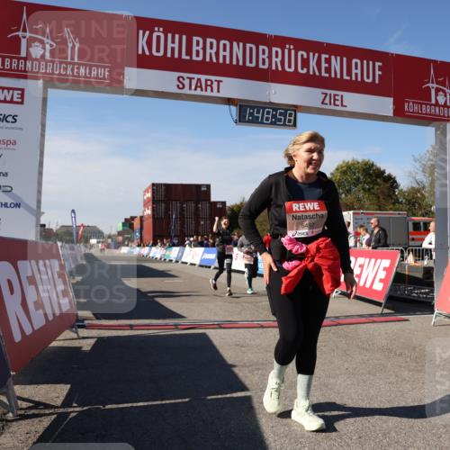 03.10.2025 - Köhlbrandbrückenlauf Lena Gebhardt http://msf.ph/oto/9082703 03.10.2025 13:48:58 Ziel 4157, 4273, 5216, 5497, 6096 meine-sportfotos.de