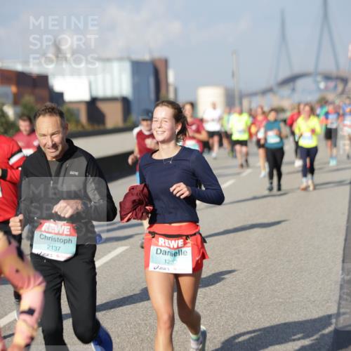 03.10.2025 - Köhlbrandbrückenlauf Jannik Wohlers http://msf.ph/oto/9082777 03.10.2025 10:05:49 Position 3 2049, 2137, 1252 meine-sportfotos.de