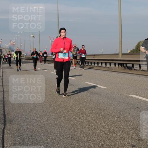 03.10.2025 - Köhlbrandbrückenlauf Fabian Wolf http://msf.ph/oto/9082825 03.10.2025 10:18:50 Position 3 2429, 2012 meine-sportfotos.de
