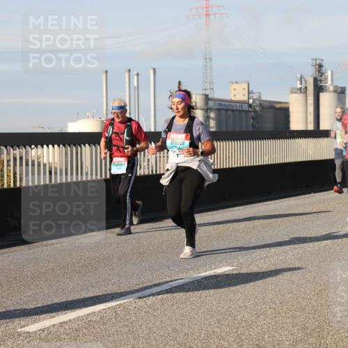 03.10.2025 - Köhlbrandbrückenlauf Lena Gebhardt http://msf.ph/oto/9082858 03.10.2025 10:04:42 Position 2 1592 meine-sportfotos.de